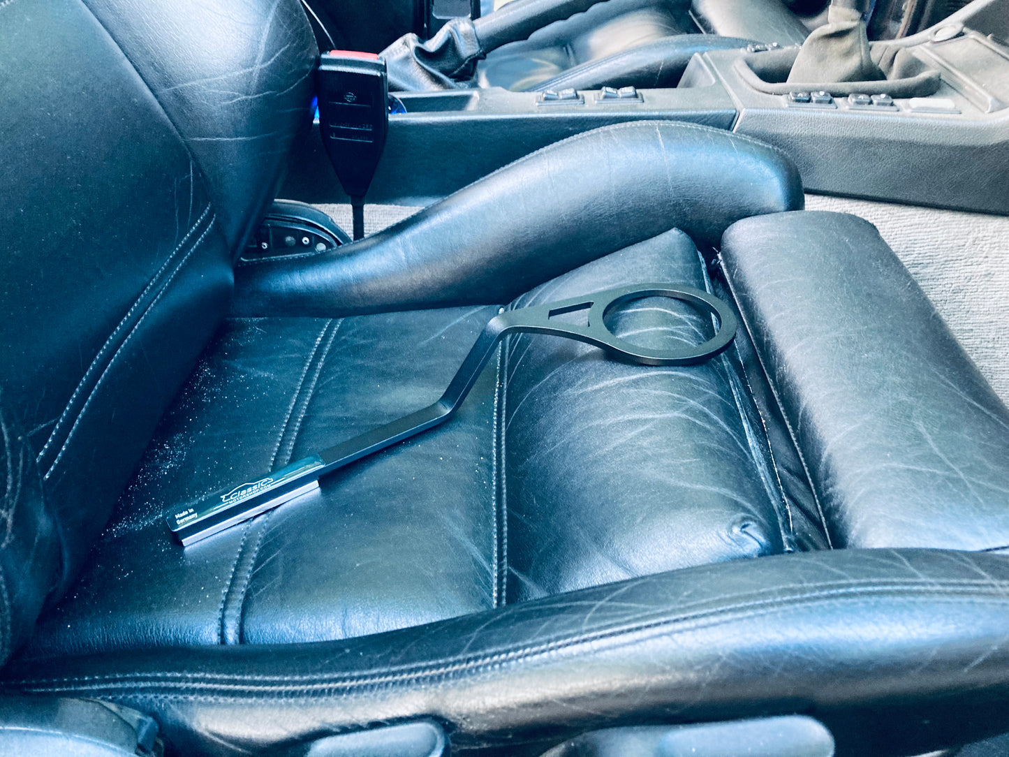 Cupholder, BMW E30