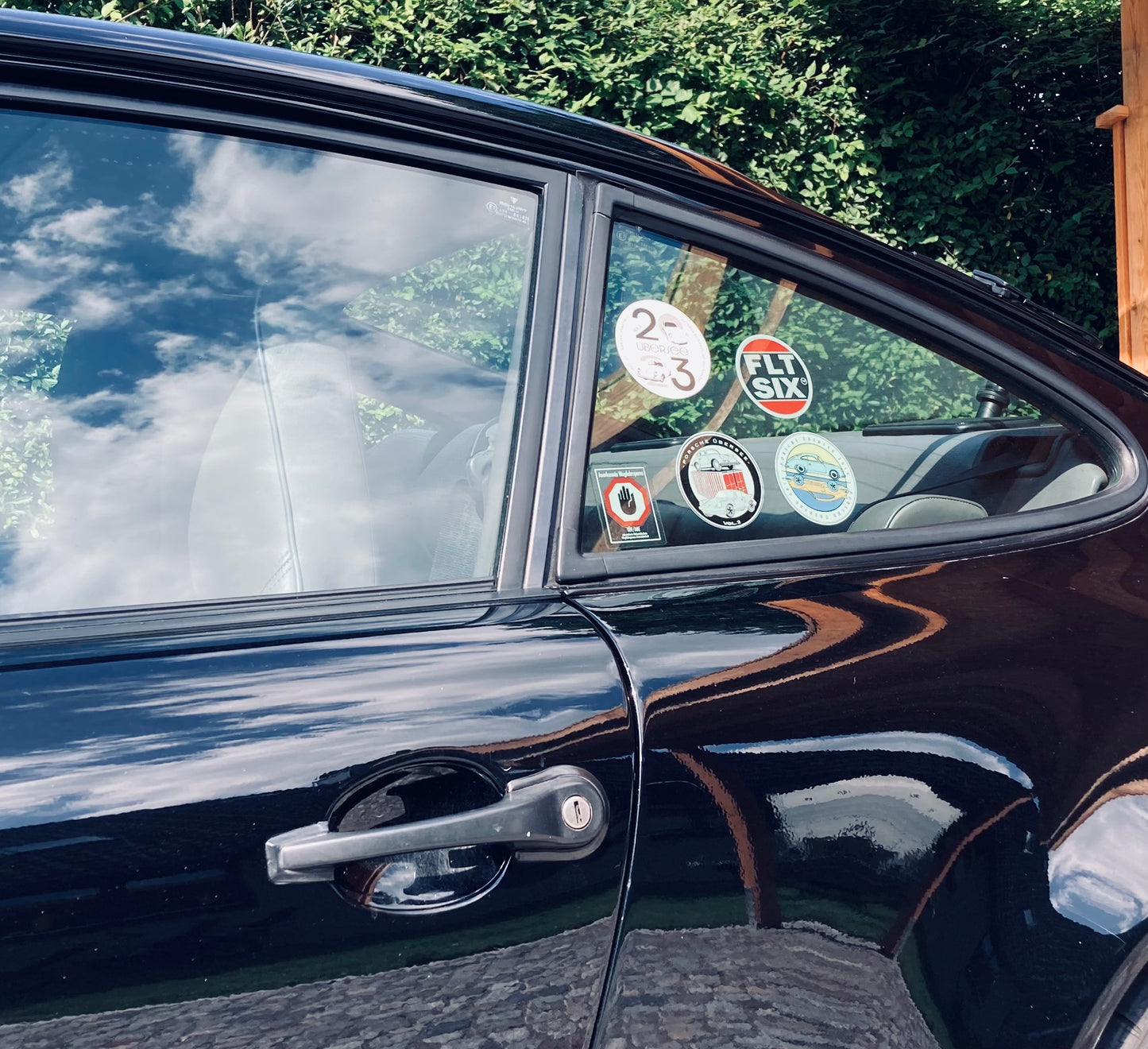 Outlaw Seitenscheibenaufkleber FLT SIX™